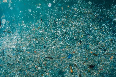 PE_Plastic_Waste_In_Ocean